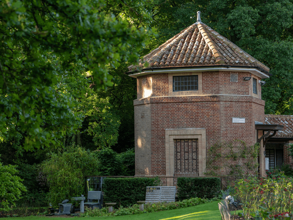 CHA - Charing Crematorium - Exterior