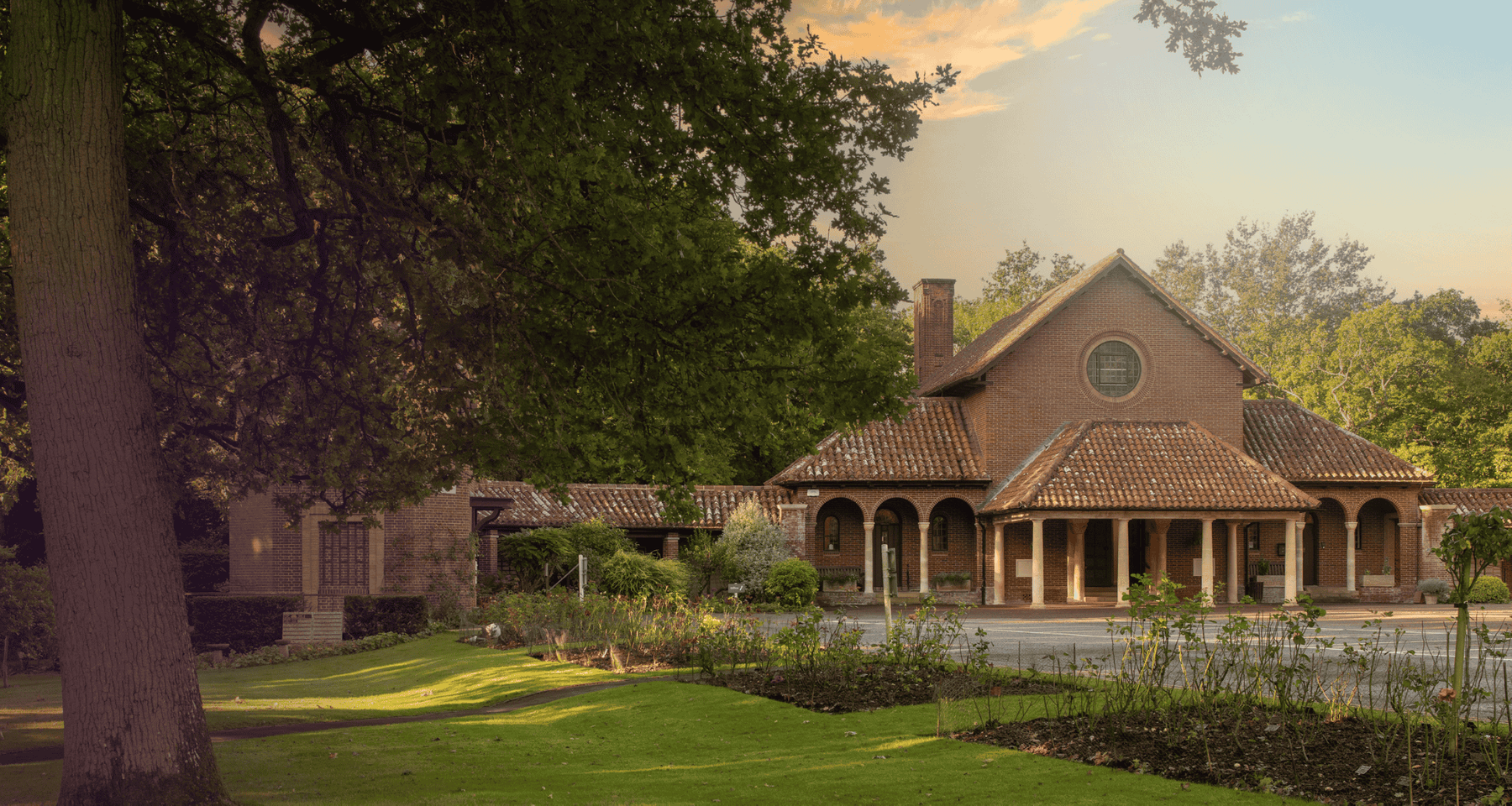 CHA - Charing Crematorium - Hero