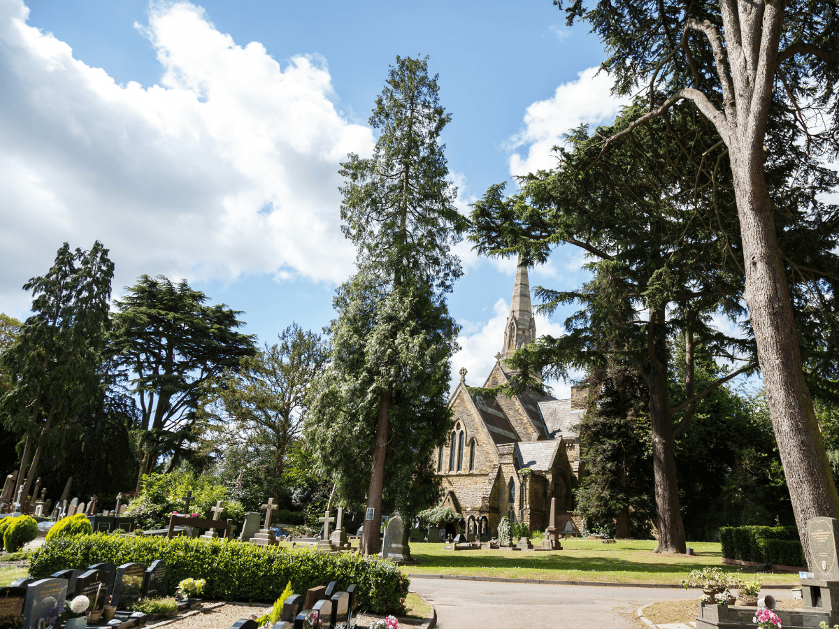 NSG - New Southgate Crematorium - Grounds 3