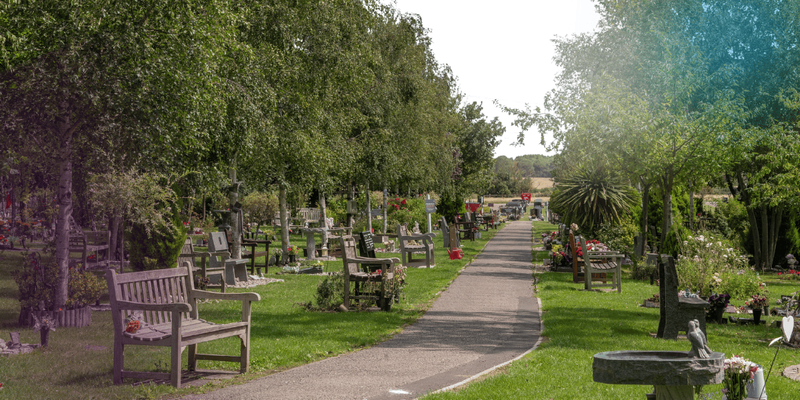 BAS - Basildon Crematorium - DC - Gardens
