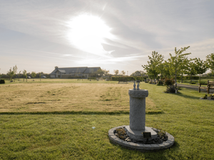 SGM - Sedgemoor Crematorium - Grounds 1