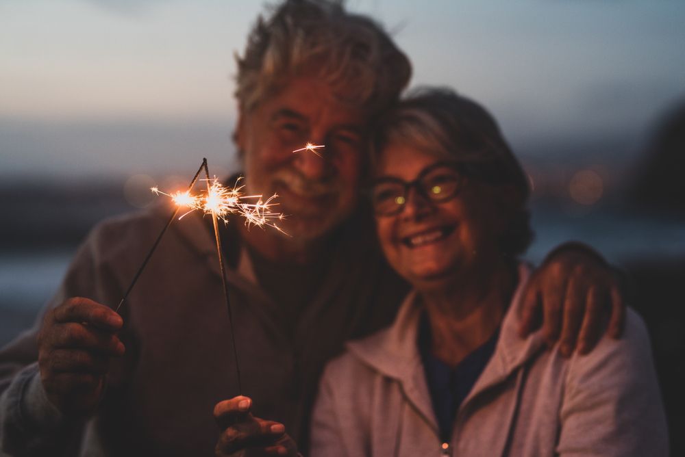 Couple celebrating new year