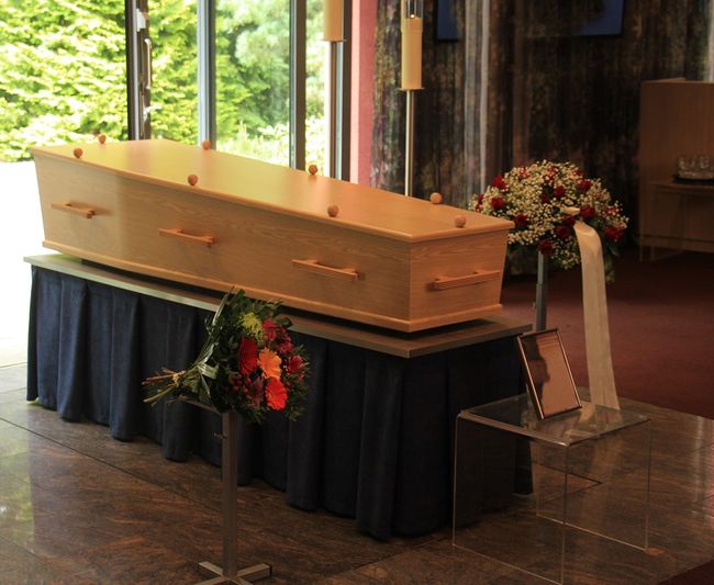 Compare Different Types of Funerals Distinct Cremations