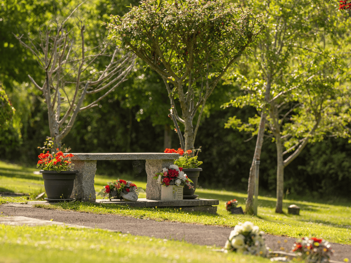 LLA - Llanelli Crematorium - Grounds 2