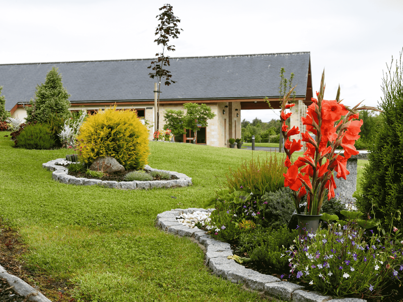 WLO - West Lothian Crematorium - Grounds 2