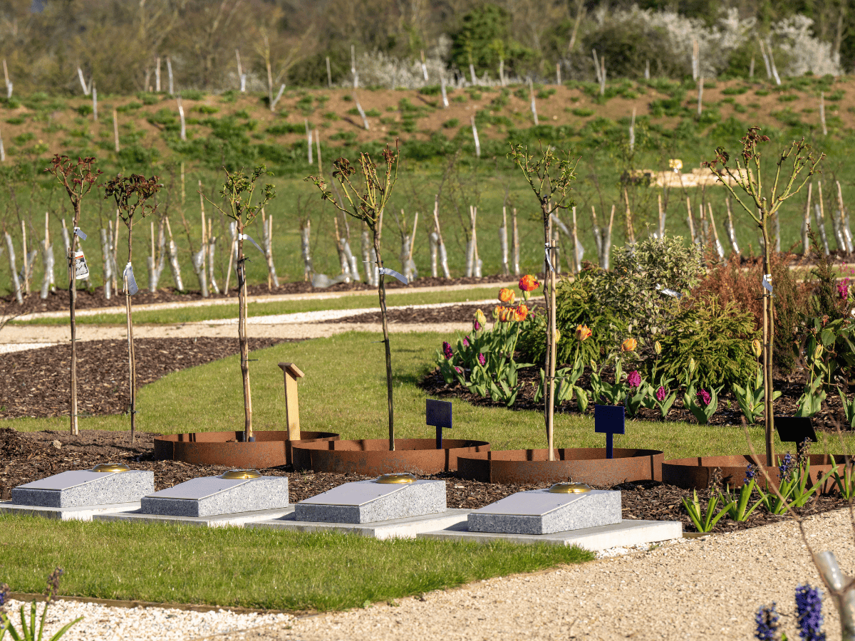 HNB - Herne Bay Crematorium - Grounds 1