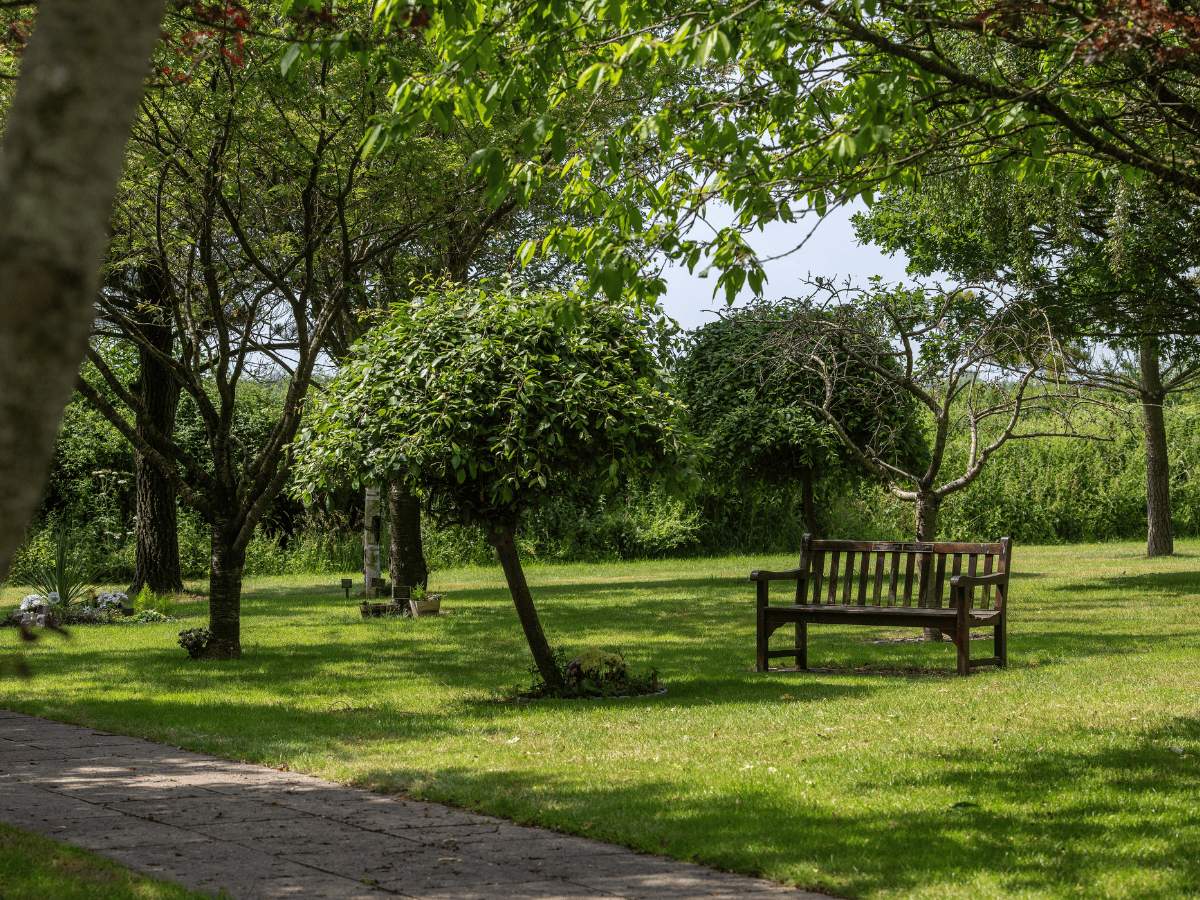 WLC - Westerleigh Crematoria - Gardens
