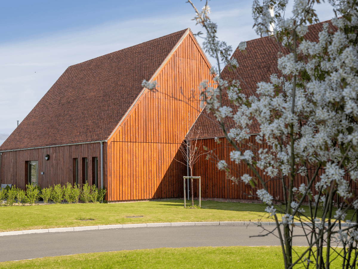 ARN - Arun Crematorium - Exterior